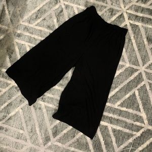 Aritzia/Babaton Black Cropped Palazzo Pants
